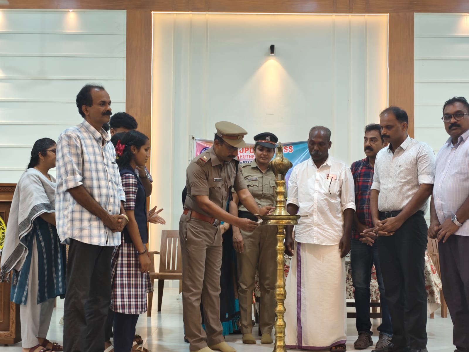 ലഹരി വിരുദ്ധ ക്യാമ്പയിനും തൂഫാൻ കമാൻഡോ പ്രഖ്യാപനവും നടത്തി
